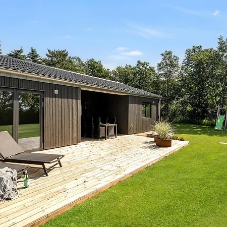 4 Bedroom Cozy In 度假居 *